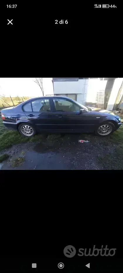 Usata BMW 318 143 CV (105 kW) 2002 Bluazzurro Berlina