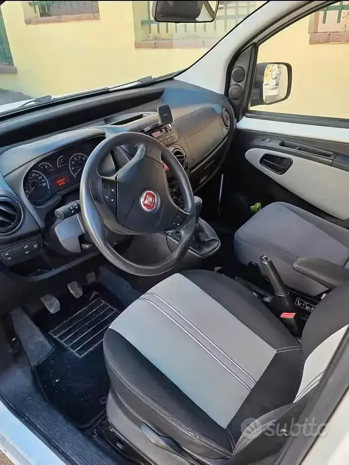 Usata Fiat Qubo Trekking 75 CV (55 kW) 2011 Bianco Monovolume