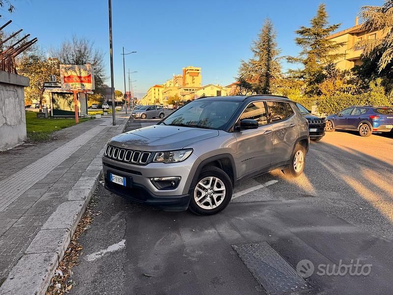 Usata Jeep Compass 130 CV (95 kW) 2018 Grigio SUV
