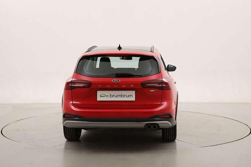 Usata Ford Focus Active 125 CV (91 kW) 2022 Rosso Station wagon