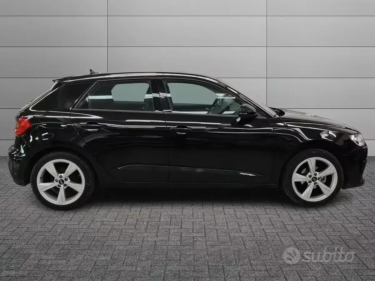 Usata Audi A1 Sportback Admired 95 CV (69 kW) 2021 Nero Utilitaria