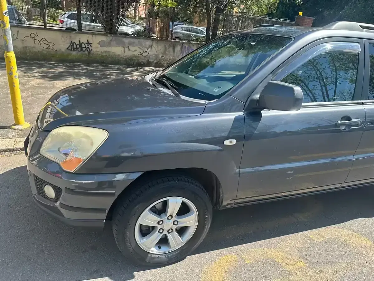 Usata Kia Sportage 140 CV (102 kW) 2009 Grigio SUV