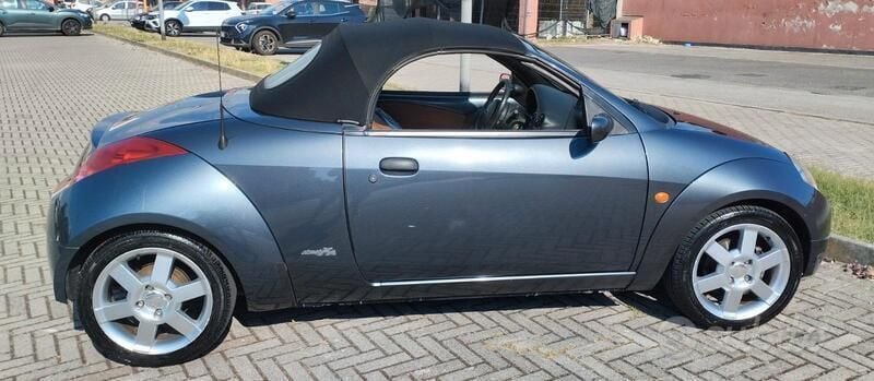Usata Ford StreetKa 95 CV (69 kW) 2003 Grigio Cabrio