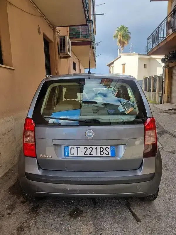 Usata Fiat Idea Active 69 CV (50 kW) 2005 Monovolume