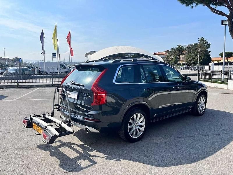 Gebraucht Volvo XC90 Momentum 224 PS (164 kW) 2019 Grau SUV