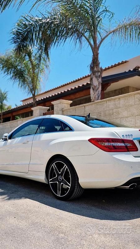 Usata Mercedes E350 2010 Bianco Coupé