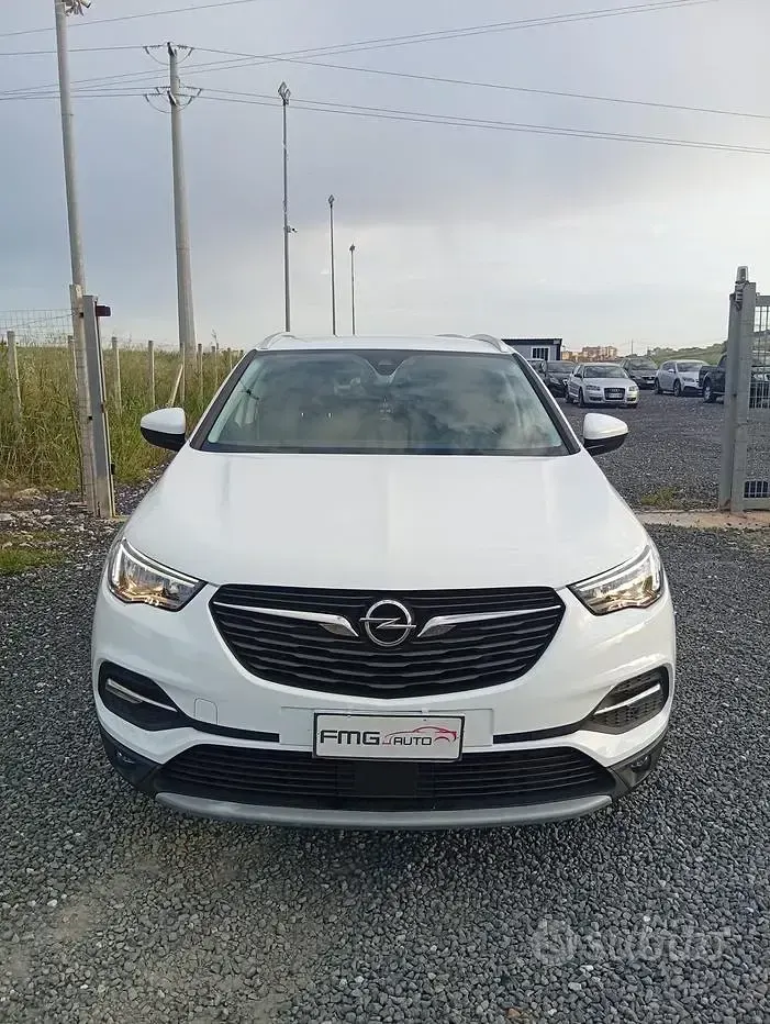 Usata Opel Grandland X Innovation 131 CV (96 kW) 2019 Bianco SUV