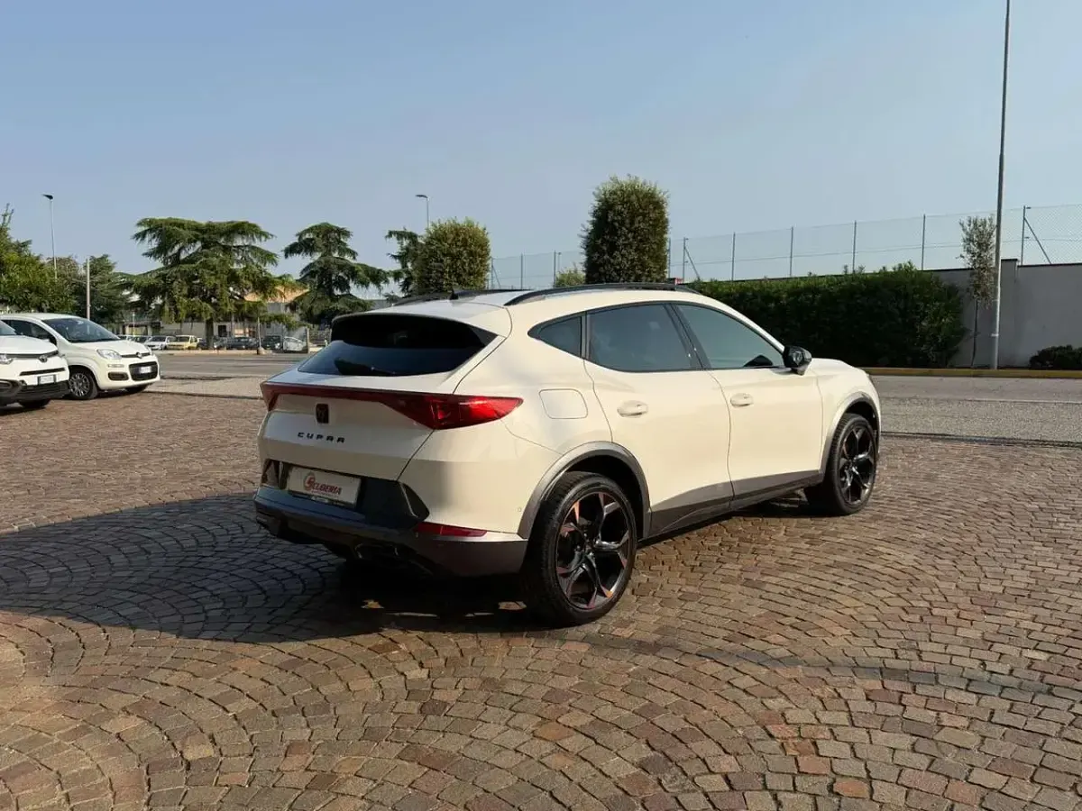 Usata Cupra Formentor 150 CV (110 kW) 2024 Bianco SUV