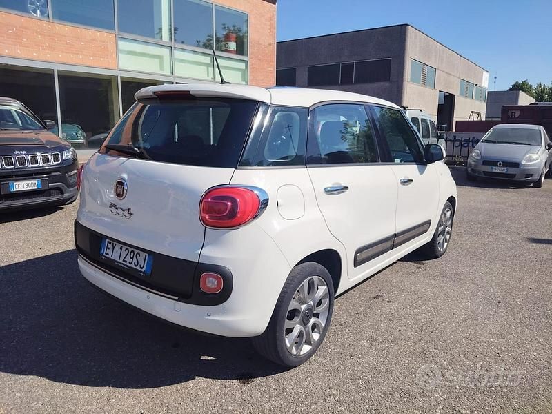 Usata Fiat 500L Lounge 85 CV (62 kW) 2015 Bianco Monovolume