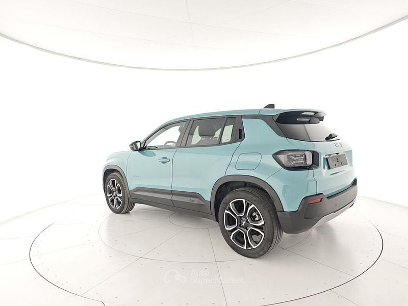 Usado Jeep Avenger Summit 101 HP (74 kW) 2024 Azul SUV