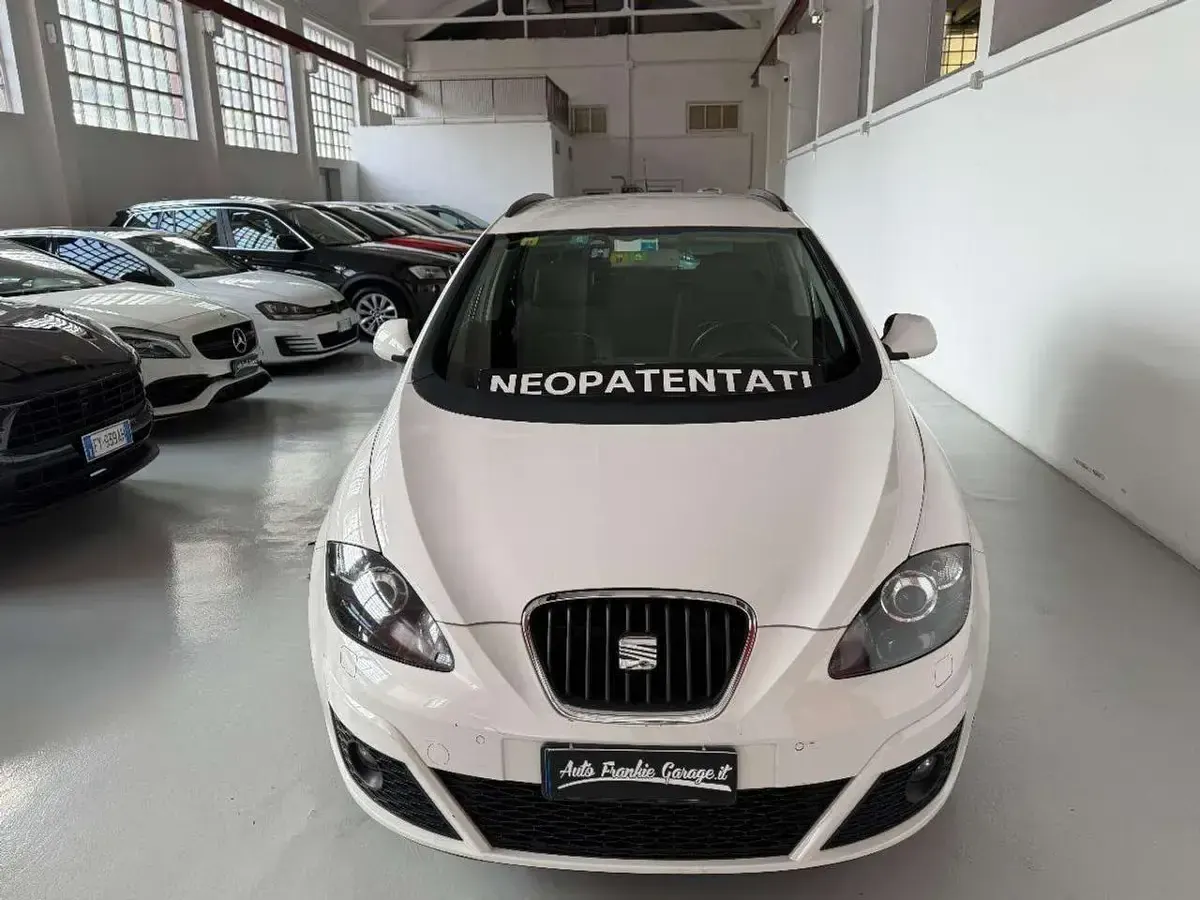 Usata Seat Altea XL Style 105 CV (77 kW) 2014 Bianco Monovolume