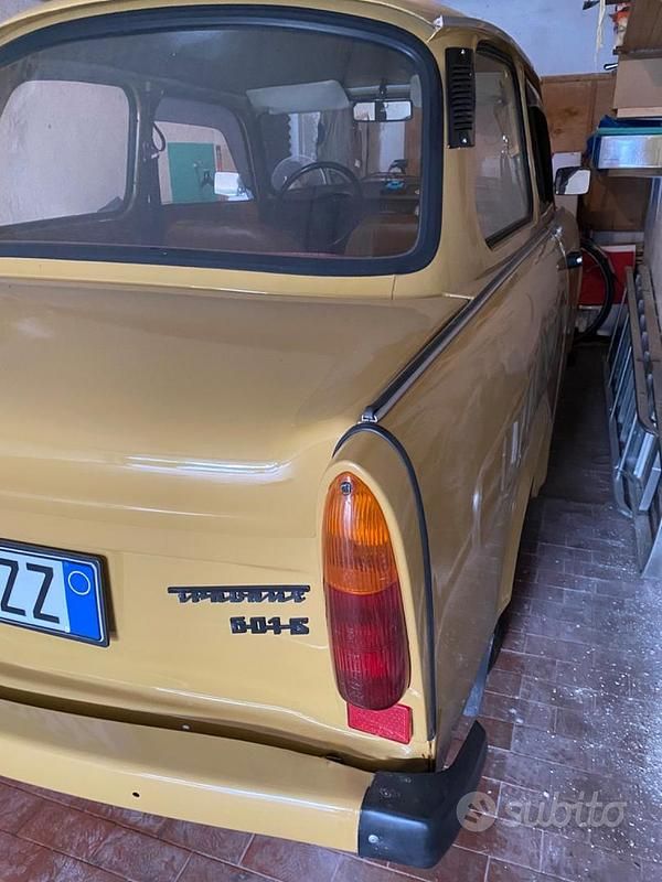 Usata Trabant 601 1986 Utilitaria