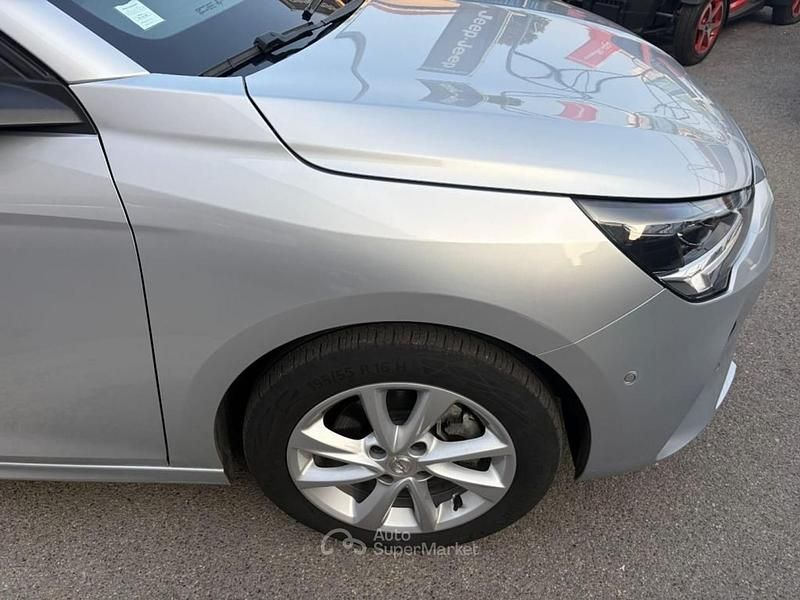 Usata Opel Corsa Elegance 101 CV (74 kW) 2022 Argento Berlina