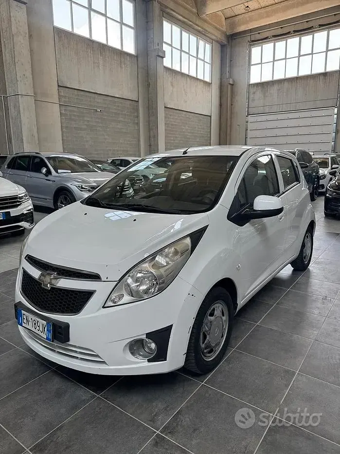 Usata Chevrolet Spark 65 CV (47 kW) 2012 Bianco Utilitaria