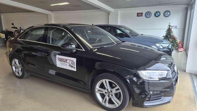 Nero Usata 2019 Audi A3 Tre volumi | 16.500 € (Buon prezzo) - Immagine 1/4