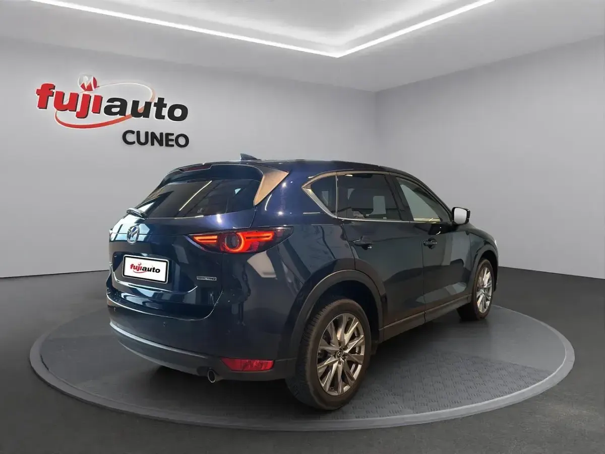 Usata Mazda CX-5 Exclusive 165 CV (121 kW) 2021 Blu scuro SUV