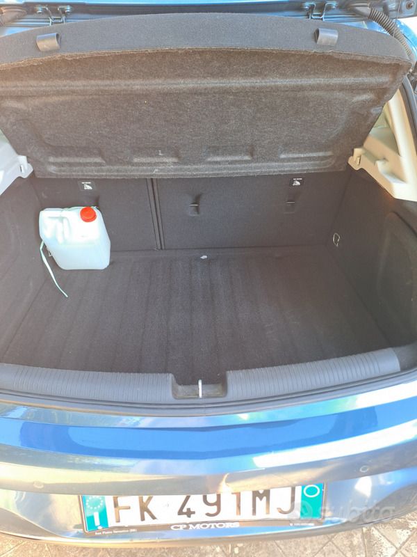 Usata Opel Astra 95 CV (69 kW) 2017 Blu Berlina