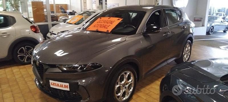 Usata Alfa Romeo Tonale Sprint 131 CV (96 kW) 2022 Grigio vesuvio / metallizzato SUV