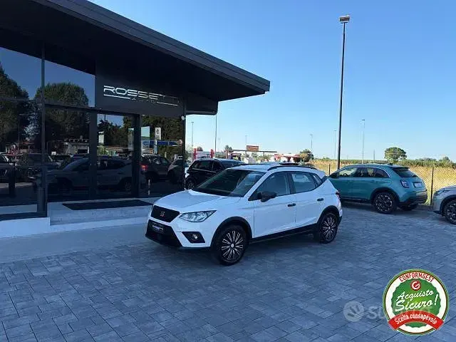 Usata Seat Arona 90 CV (66 kW) 2019 Bianco SUV