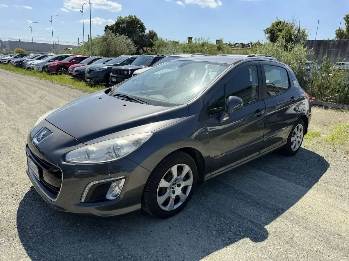 Usata Peugeot 308 Access 92 CV (67 kW) 2013 Other Berlina