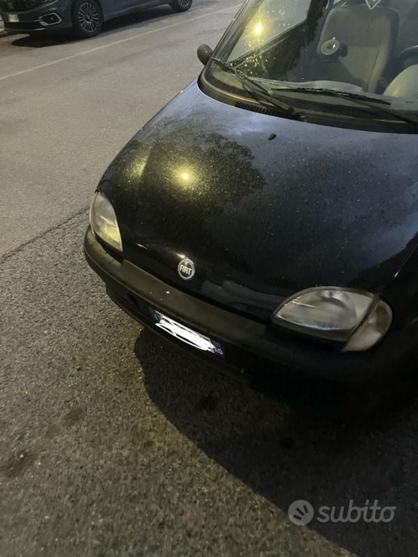 Usata Fiat 600 54 CV (39 kW) 2008 Nero Utilitaria