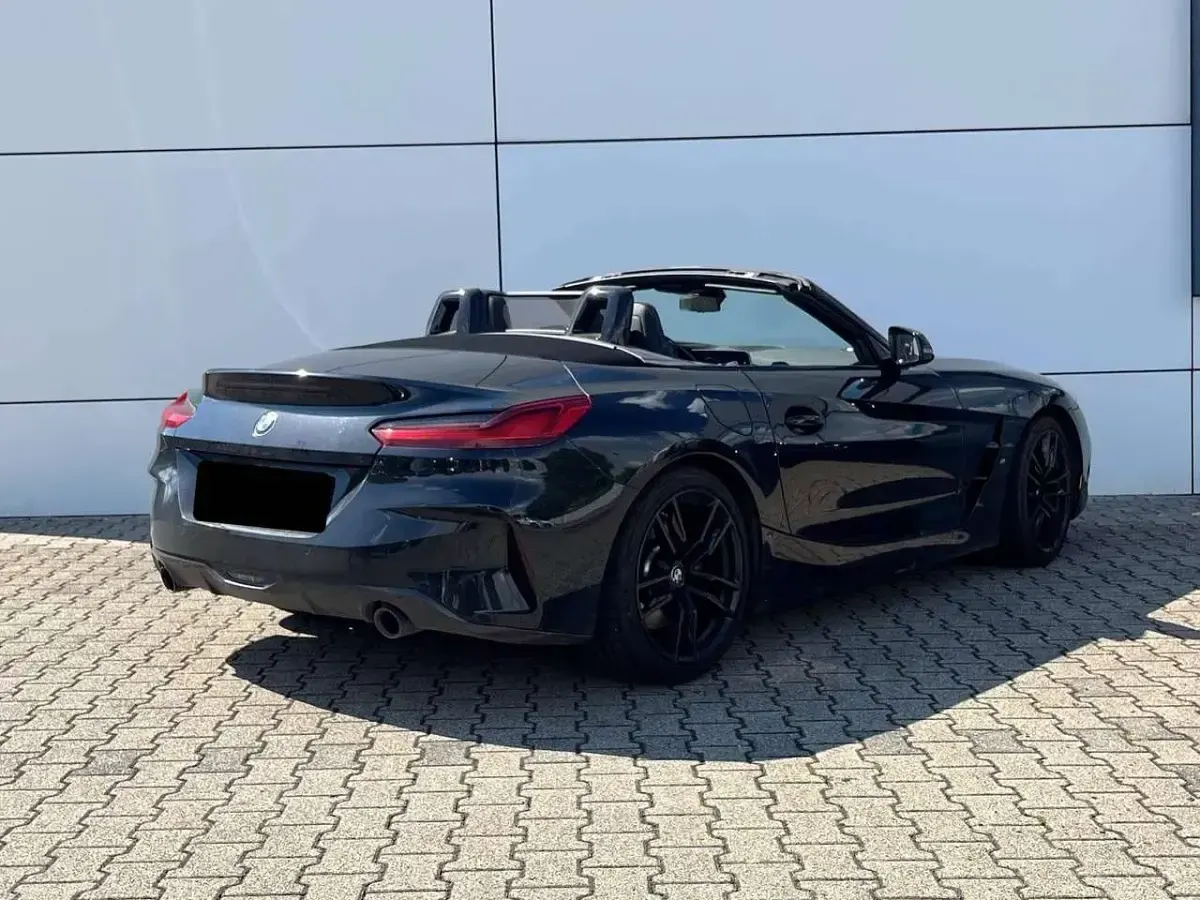 Usata BMW Z4 M Sport 258 CV (189 kW) 2022 Saphirschwarz Cabrio