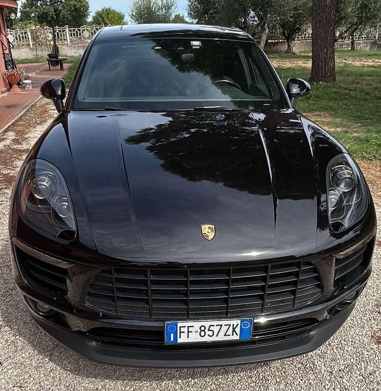 Usata 2016 Porsche Macan SUV | 35.000 € (Buon prezzo) - Immagine 1/4