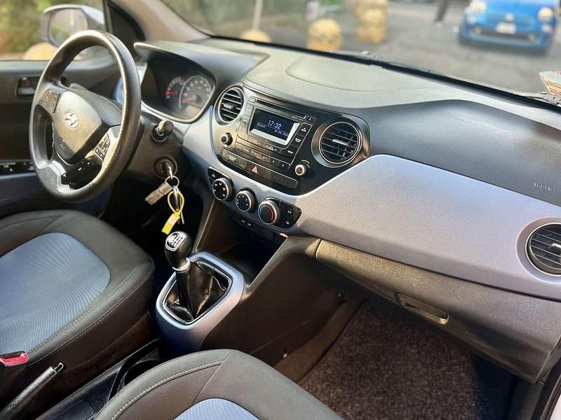 Usata Hyundai i10 67 CV (49 kW) 2016 Other Utilitaria