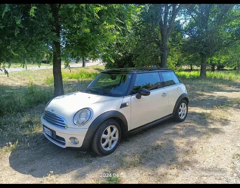 Usata Mini Cooper 2004 Utilitaria