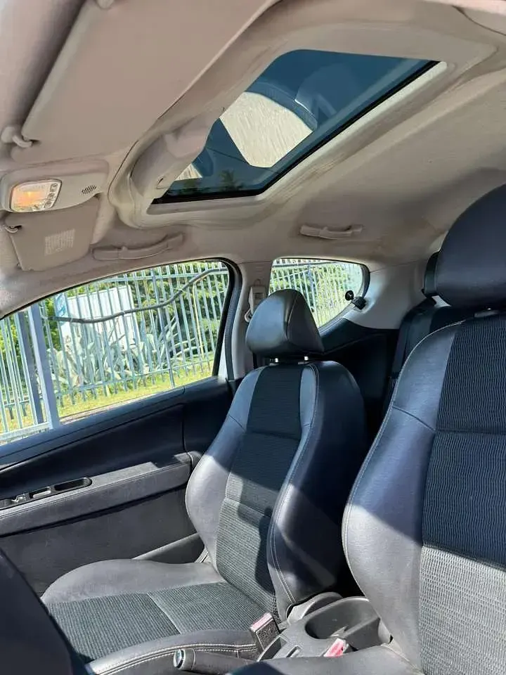 Usata Peugeot 207 Allure 120 CV (88 kW) 2012 Argento Berlina