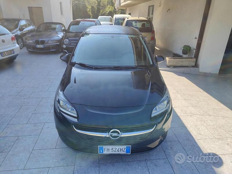 Usata Opel Corsa Cosmo 75 CV (55 kW) 2017 Nero Utilitaria