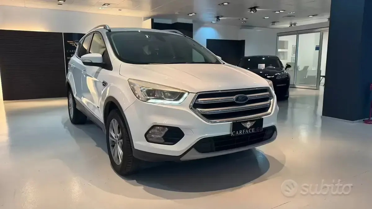 Usata Ford Kuga 150 CV (110 kW) 2017 Bianco SUV