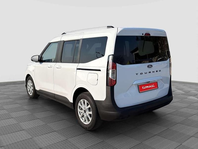 Usata Ford Tourneo Courier Titanium 124 CV (91 kW) 2025 Frozen white Monovolume