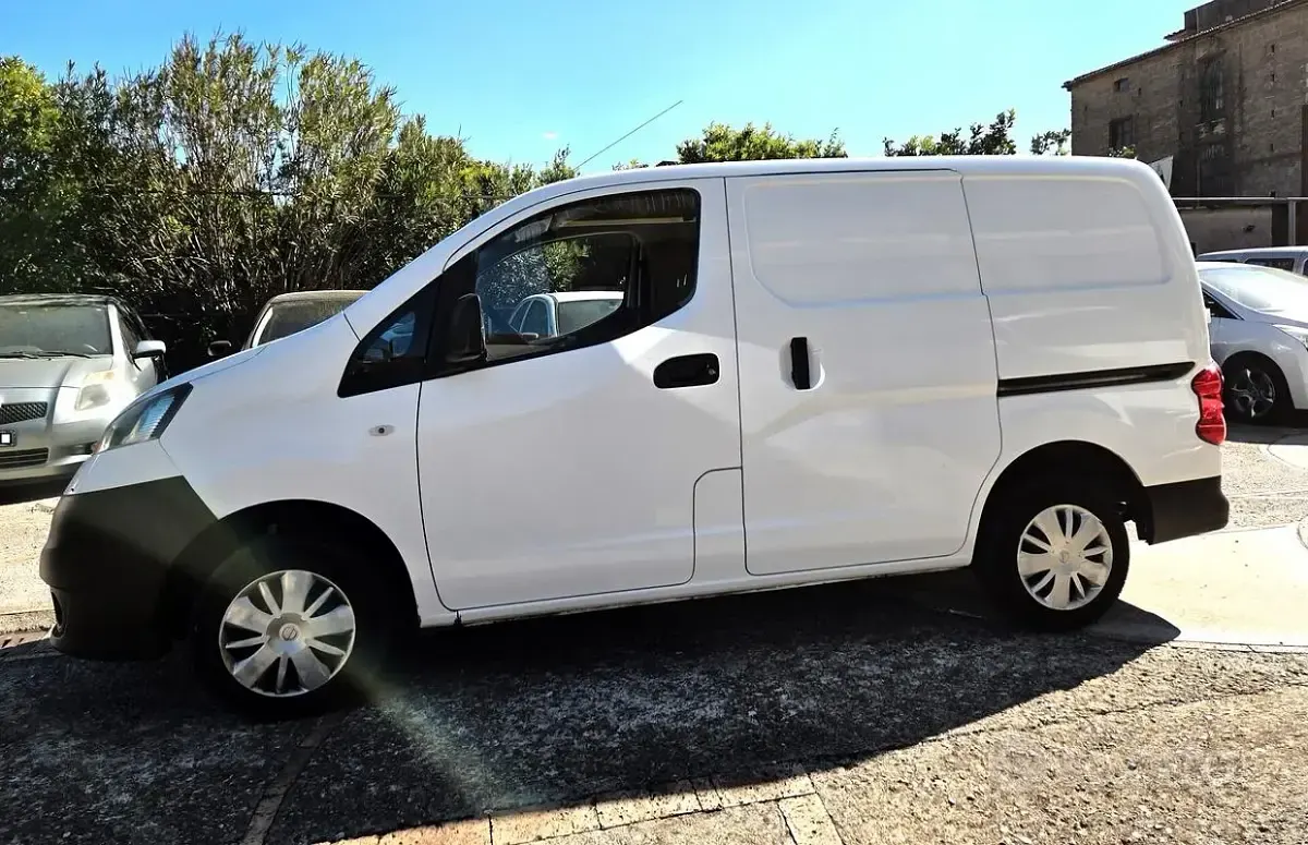 Usata Nissan NV200 90 CV (66 kW) 2014 Bianco Monovolume