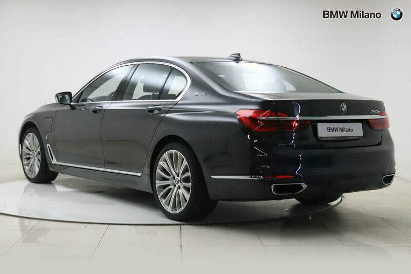 Venduto BMW 740 Serie 7 e Eccelsa auto usate in vendita
