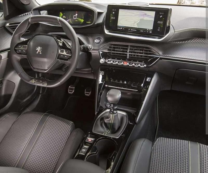 Usata Peugeot 2008 GT 131 CV (96 kW) 2023 Nero SUV