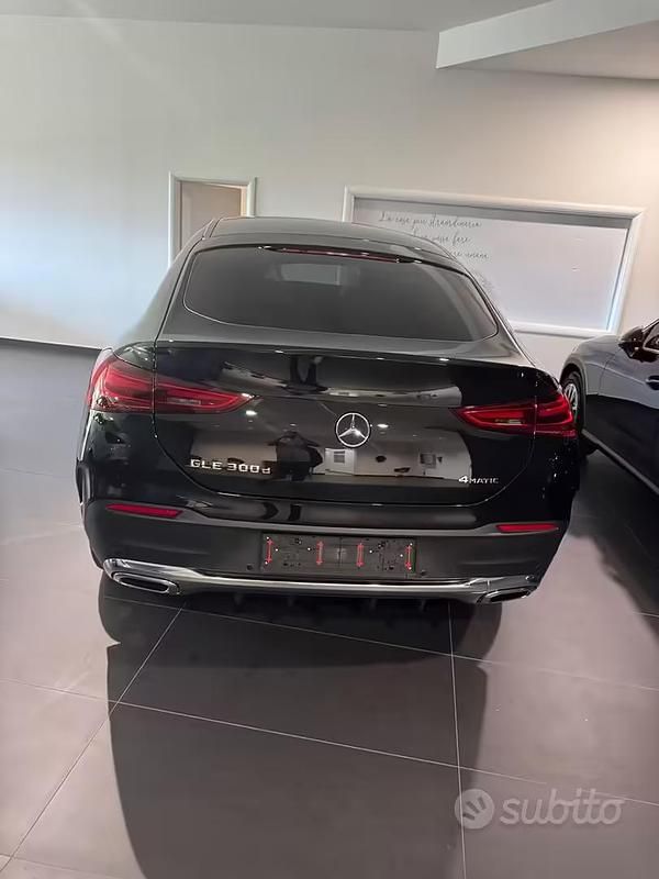 Usata Mercedes GLE300 2025 Nero Coupé