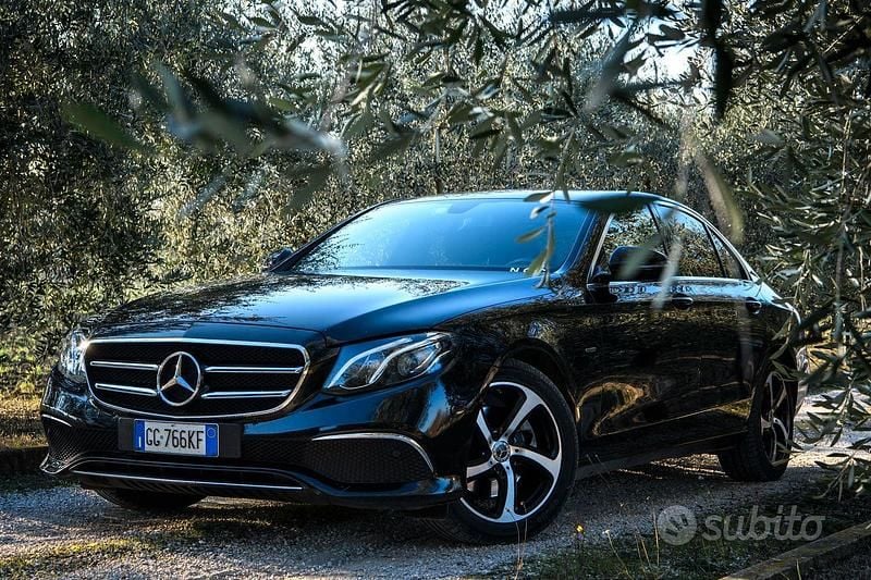 Occasion Mercedes E220 Business 194 ch (142 kW) 2020 Noir Berline