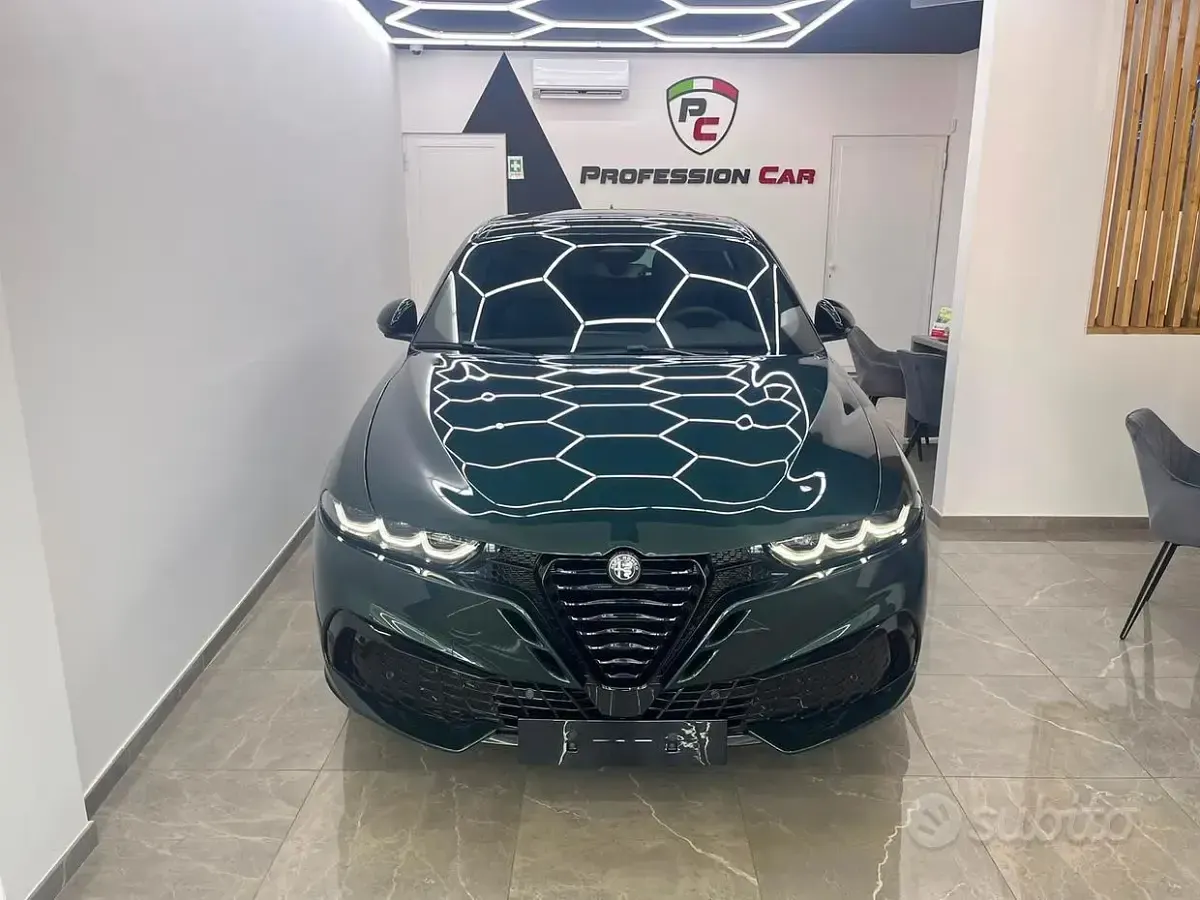Nuova Alfa Romeo Tonale Veloce 131 CV (96 kW) 2026 Verde SUV