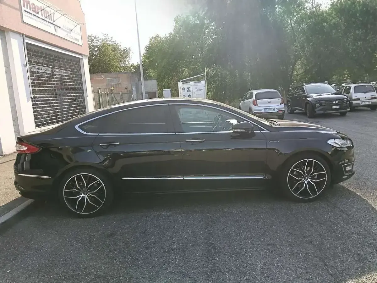Usata Ford Mondeo Vignale 188 CV (138 kW) 2019 Nero Berlina