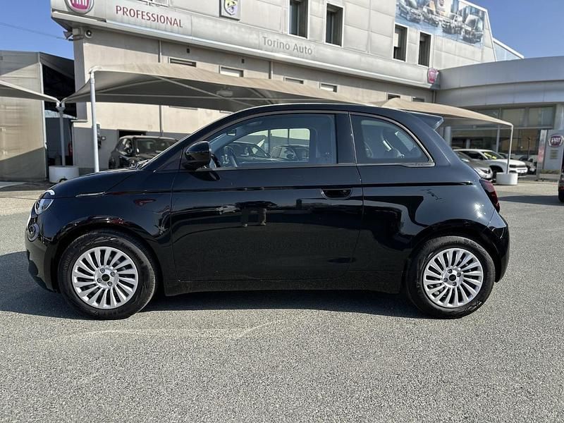 Usata Fiat 500e Action 69 kW (95 CV) 2024 Nero Berlina