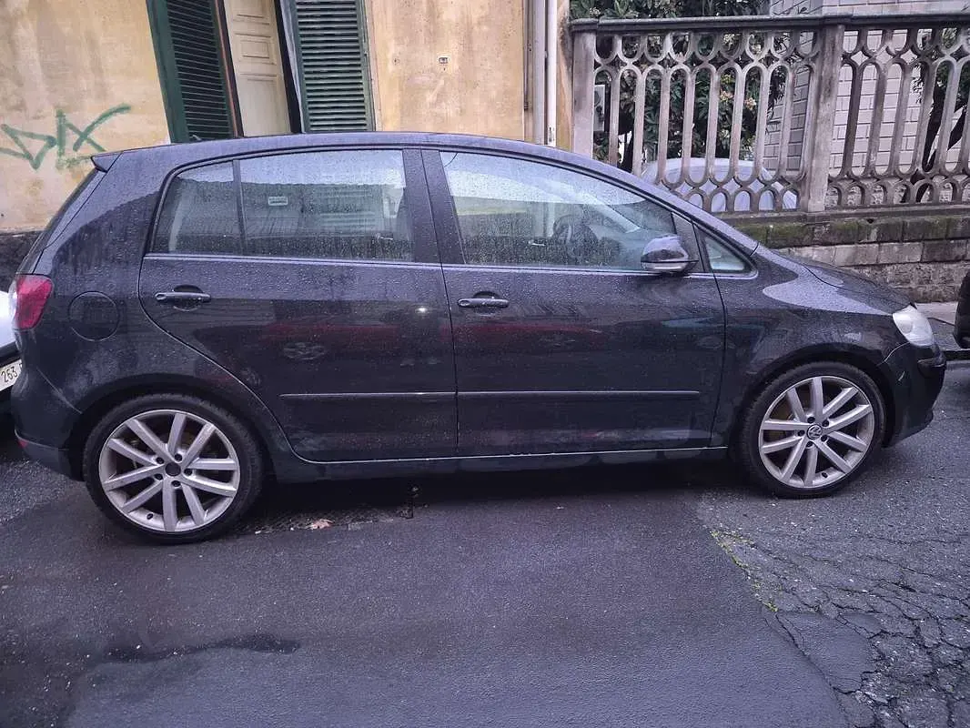 Usata VW Golf VI Highline 160 CV (117 kW) 2009 Utilitaria