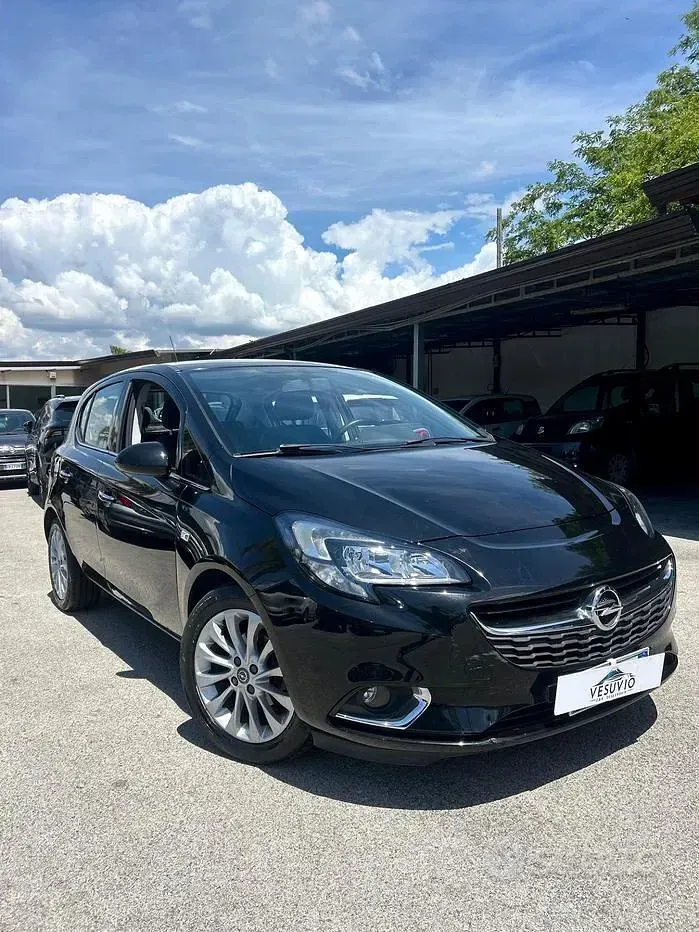 Usata Opel Corsa Edition 90 CV (66 kW) 2018 Nero Utilitaria