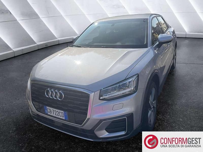 Grigio metallizzato Usata 2020 Audi Q2 Admired SUV | 25.900 € (Molto cara) - Immagine 1/4