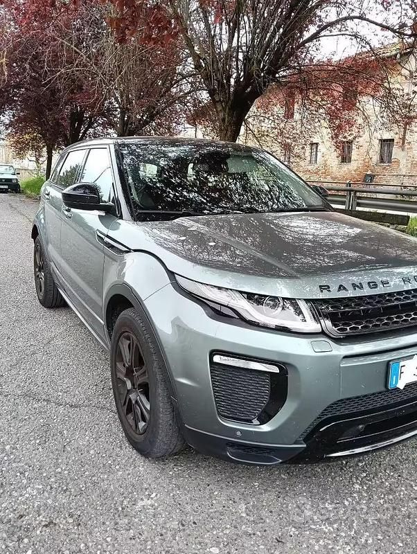Usata Land Rover Range Rover evoque 150 CV (110 kW) 2017 Verde SUV
