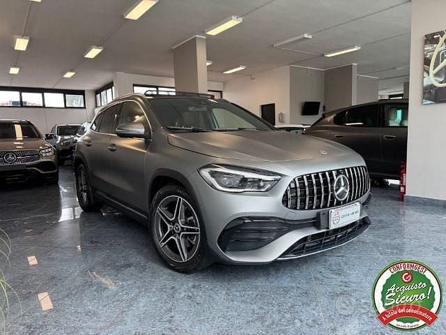 Usata Mercedes GLA200 Premium 150 CV (110 kW) 2021 Mountain grey designo SUV