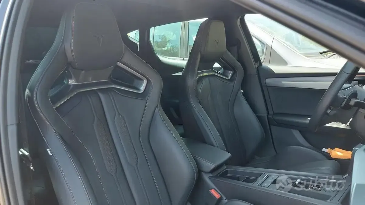 Usata Cupra Leon VZ 300 CV (220 kW) 2022 Nero Berlina