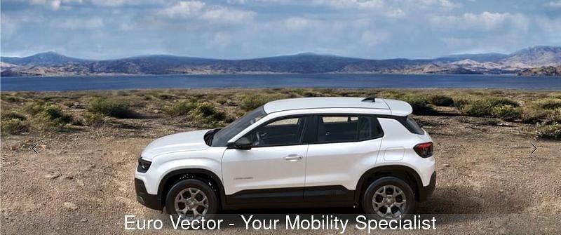 Nuova Jeep Avenger Summit 110 CV (80 kW) 2025 Bicolor bianco/nero SUV