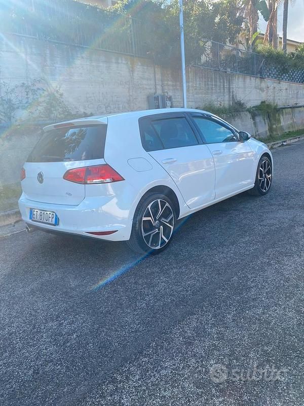 Usata VW Golf VII 105 CV (77 kW) 2014 Berlina