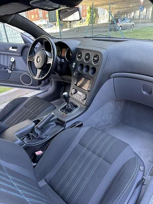 Usata Alfa Romeo Brera 185 CV (136 kW) 2006 Grigio Coupé